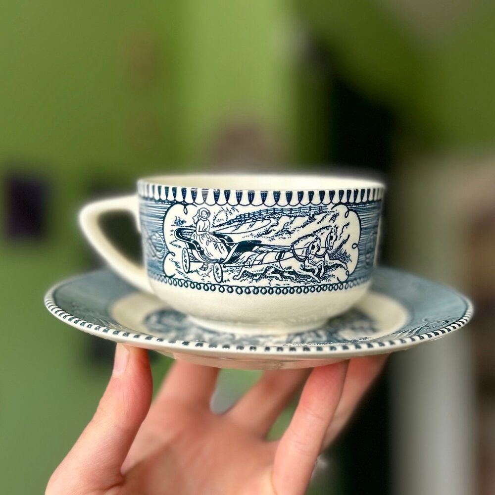 Colonial Stagecoach + Wheat Gathering Blue Pattern Cup + Saucer - Picture 11 of 11